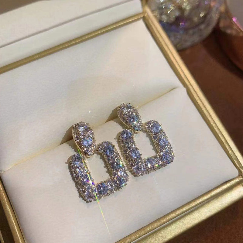 Venta al por mayor Pendientes Zircon Micro-set Pendientes Temperamento popular OLY-ES-YY001
